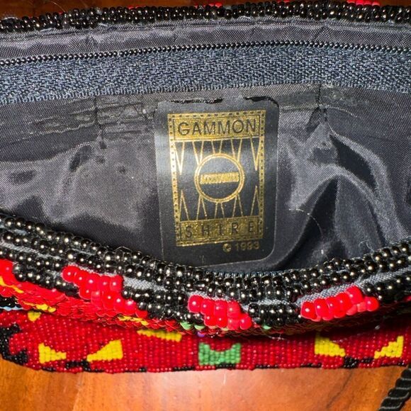 Gammon Shire Native American Tribal/S.W. glass beaded crossbody/clutch EUC - Picture 8 of 15